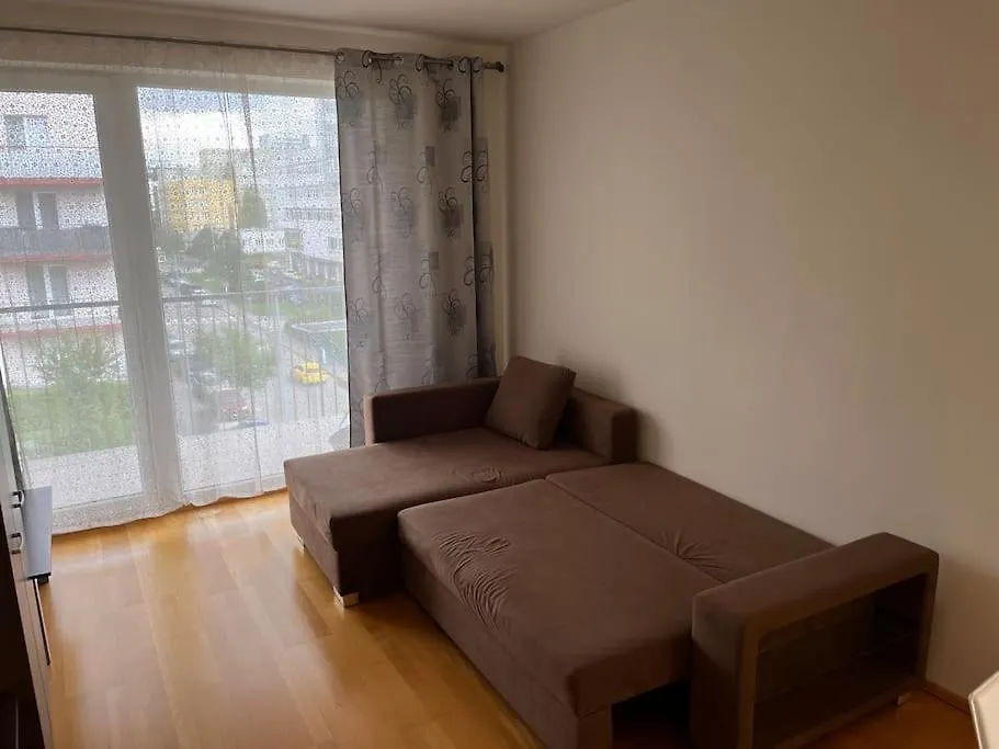 Apartment Hurka - 15 Min Do Centra, Garaz براغ
