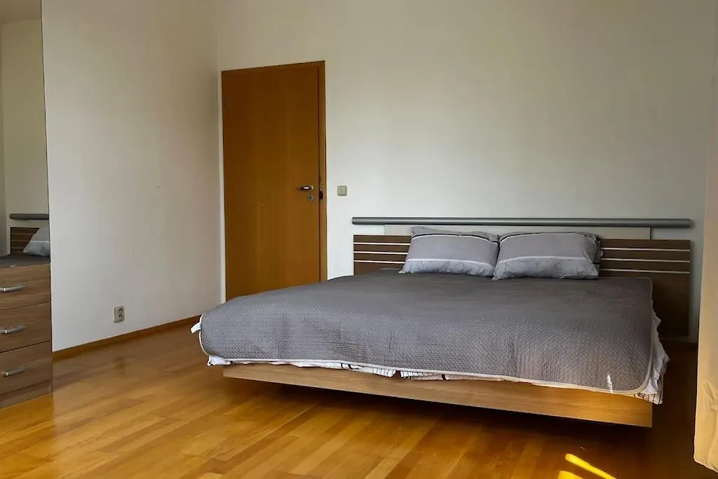 Apartment Hurka - 15 Min Do Centra, Garaz براغ