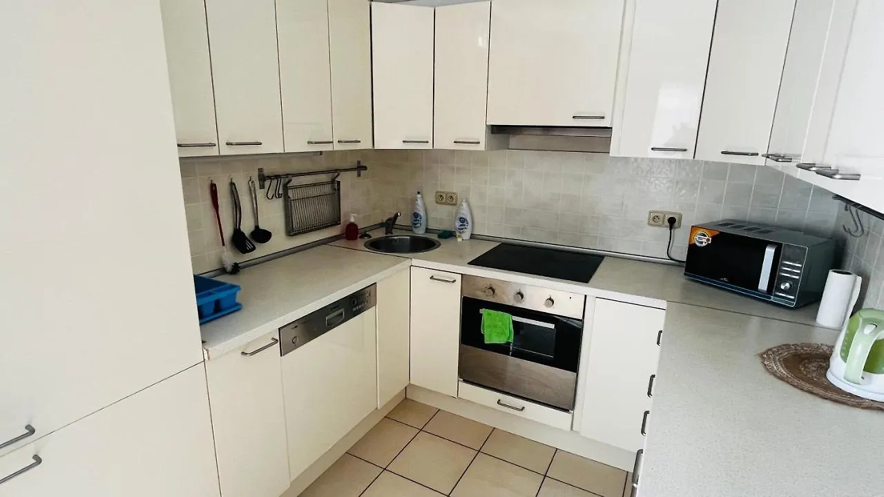 Apartment Hurka - 15 Min Do Centra, Garaz Prag